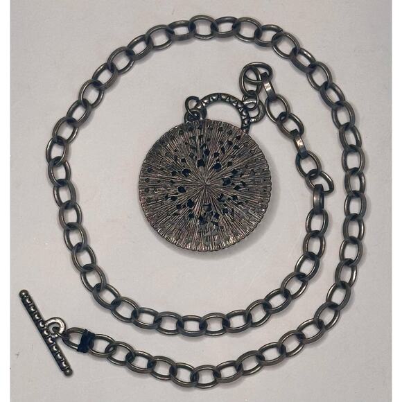Vintage Inspired Statement Necklace With Mandala Pendant Chain Link Necklace - Picture 5 of 7